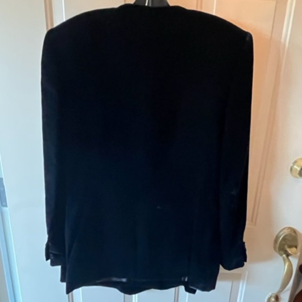 Lovely SUZELLE black velvet 2-pc suit sz 8 - Picture 3 of 4